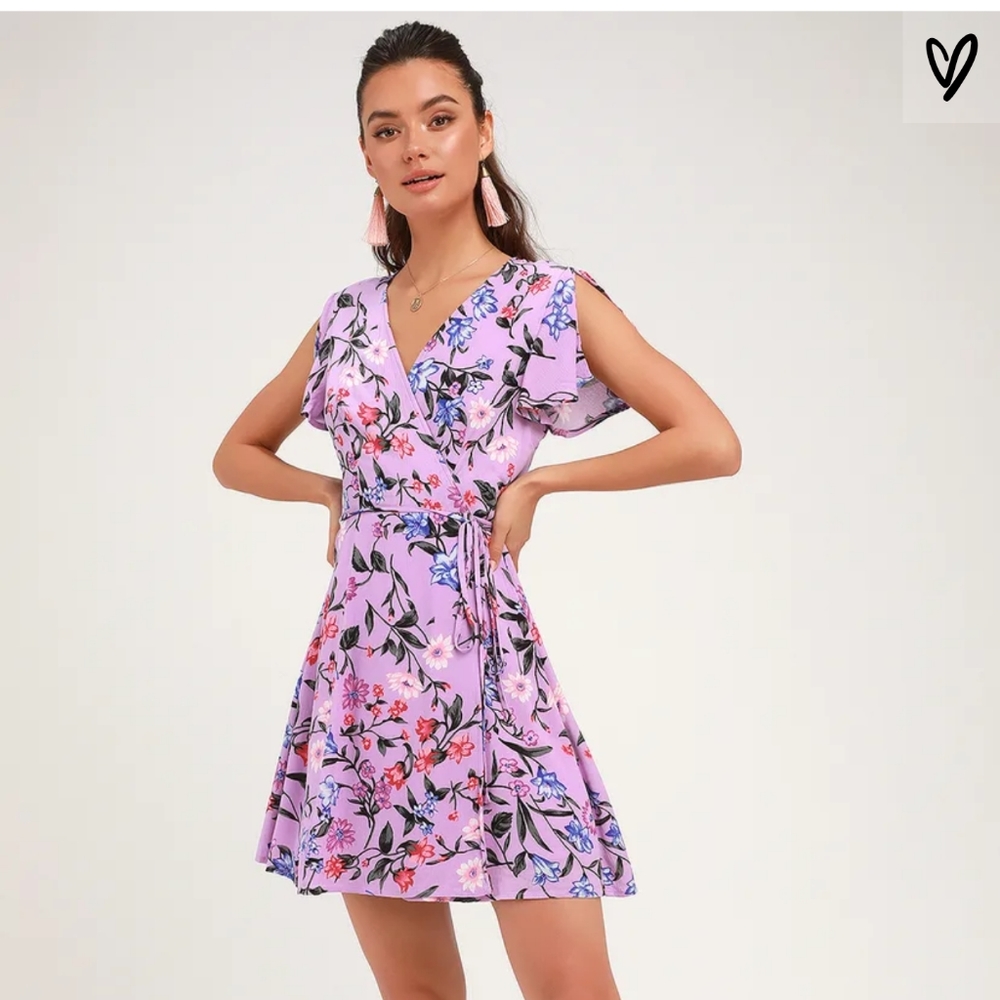 Lulu's Harbor Point lavender🌸 tie around dress